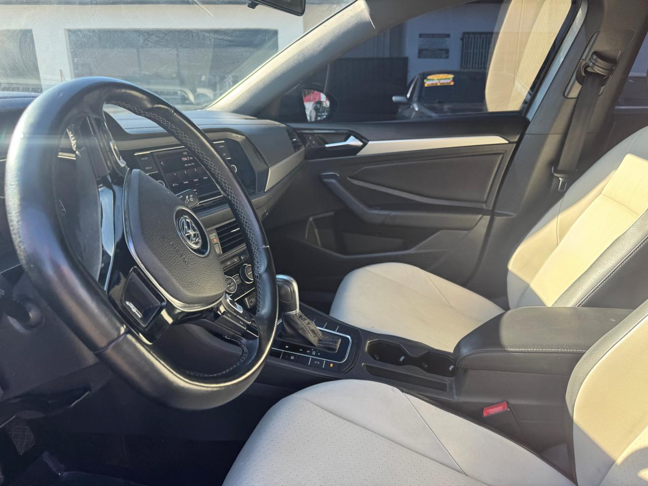 Volkswagen Jetta 1.4T R-Line 8A 2019