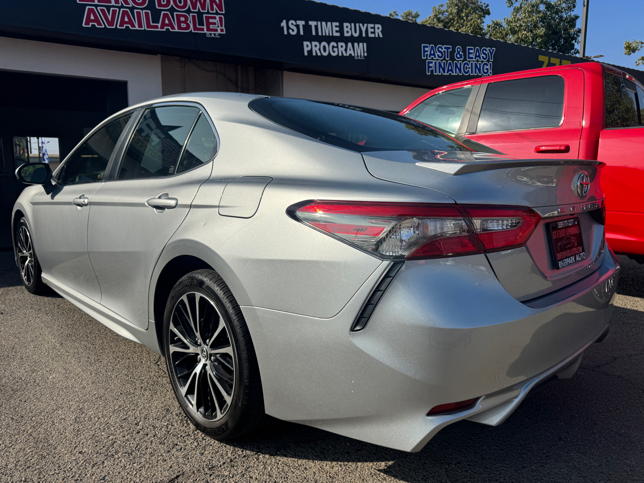 Toyota Camry SE 2018