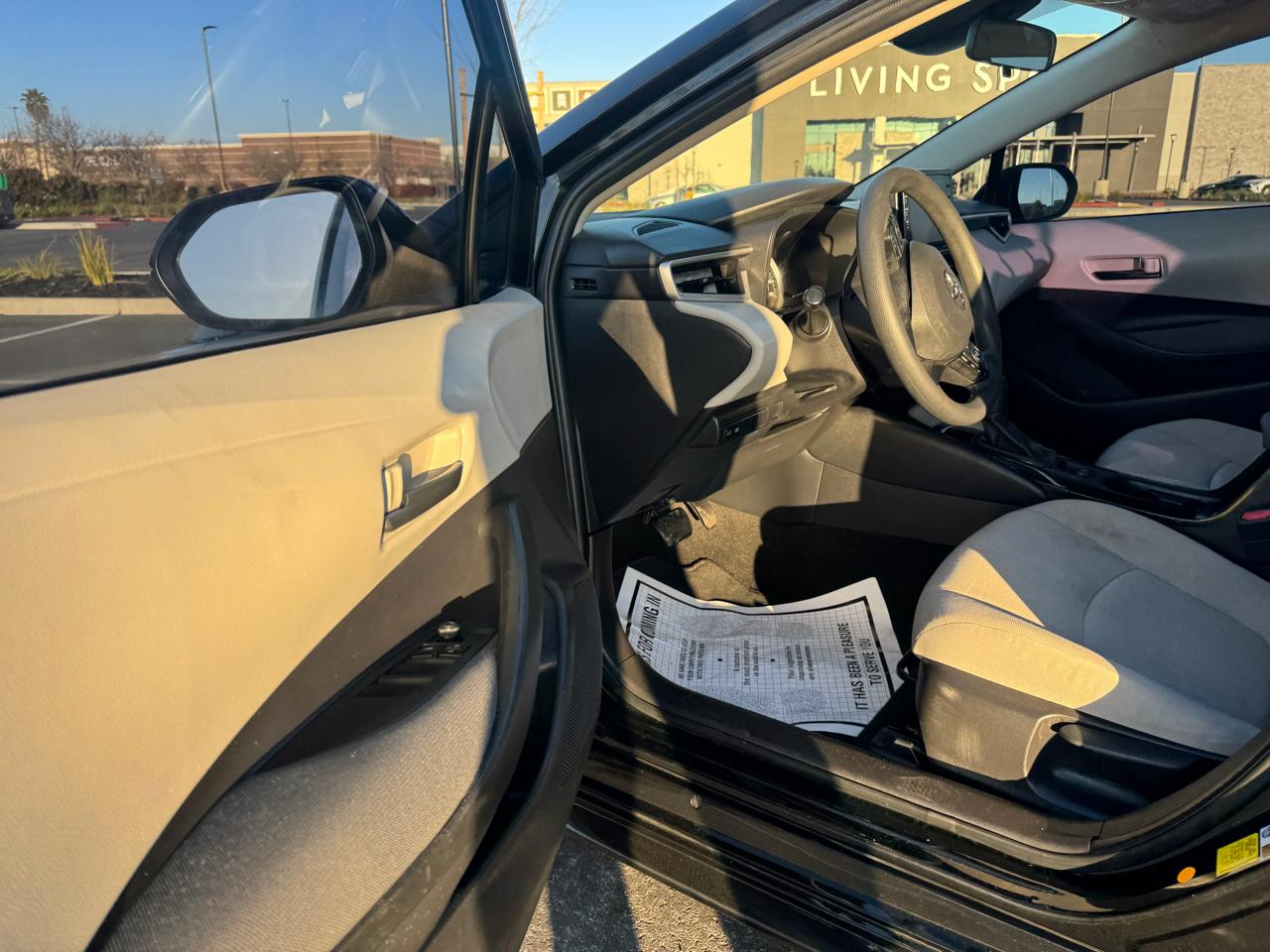 Toyota Corolla LE 2022