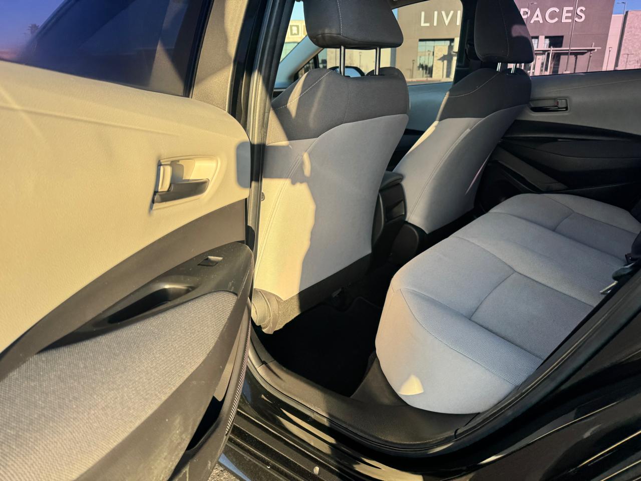 Toyota Corolla LE 2022