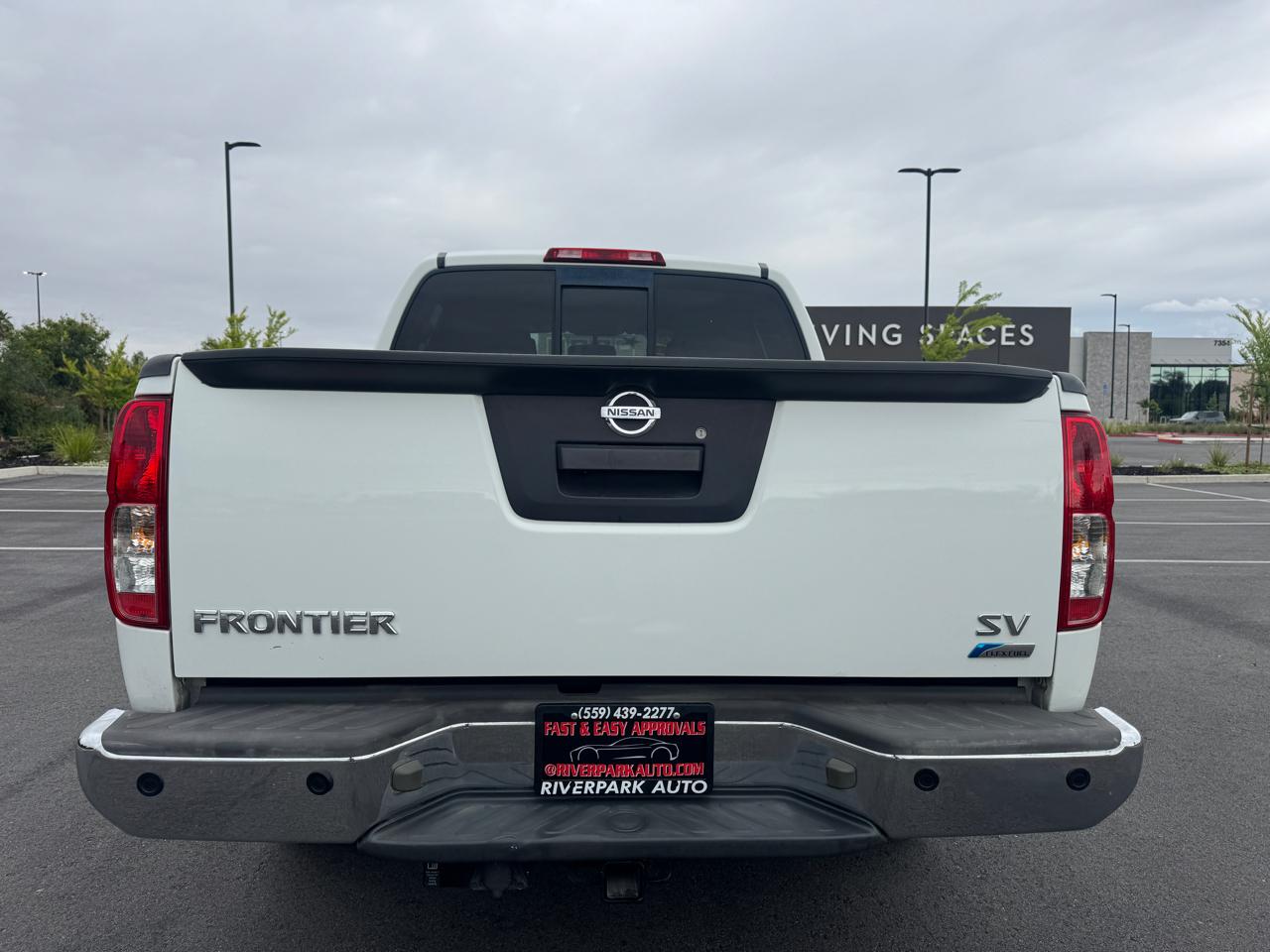 Nissan Frontier S Crew Cab 5AT 2WD 2018