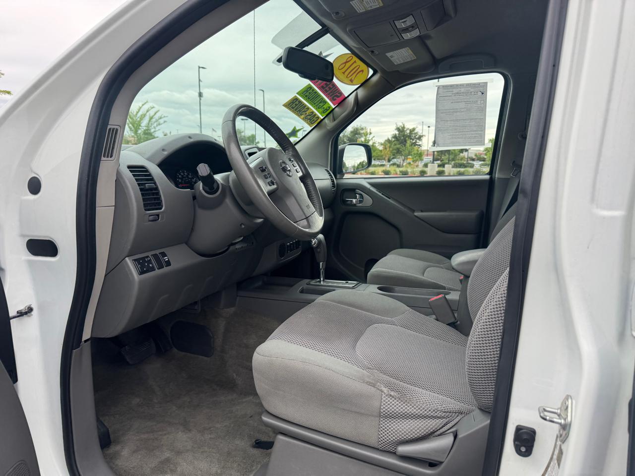 Nissan Frontier S Crew Cab 5AT 2WD 2018