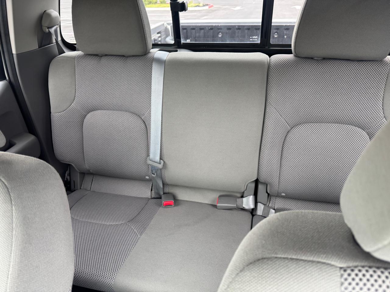 Nissan Frontier S Crew Cab 5AT 2WD 2018