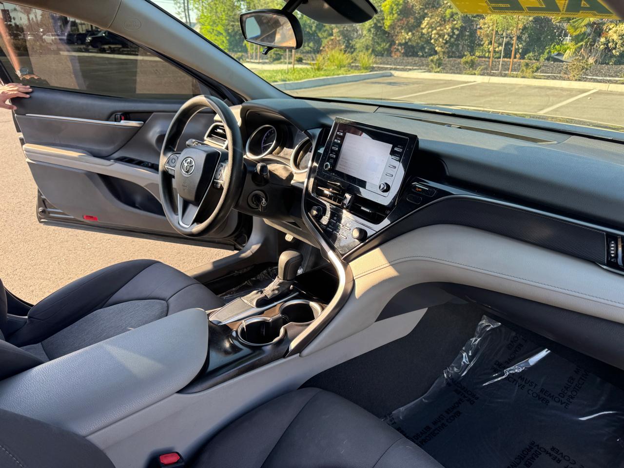 Toyota Camry LE 2021