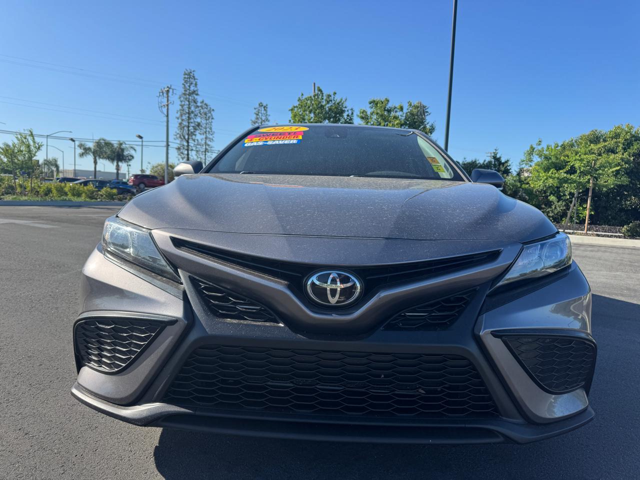 Toyota Camry SE 2023