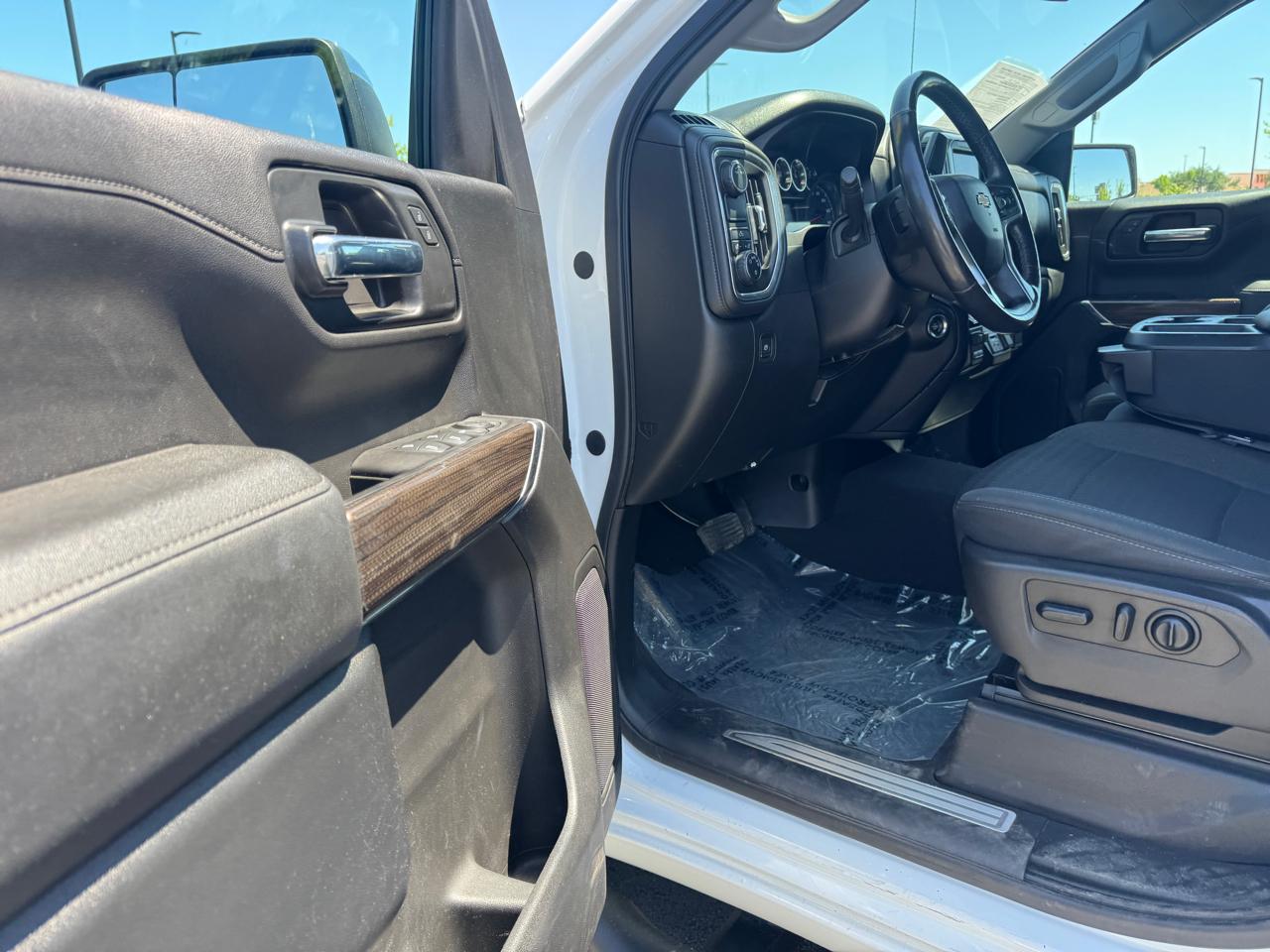 Chevrolet Silverado 1500 LT Crew Cab 2WD 2020