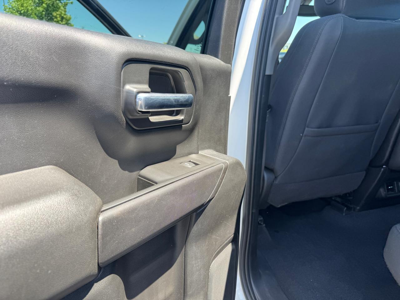 Chevrolet Silverado 1500 LT Crew Cab 2WD 2020
