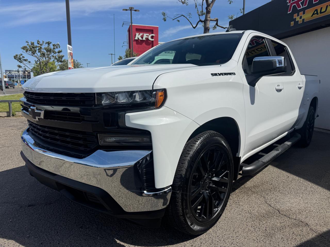 2020 Chevrolet Silverado 1500 LT Crew Cab 2WD