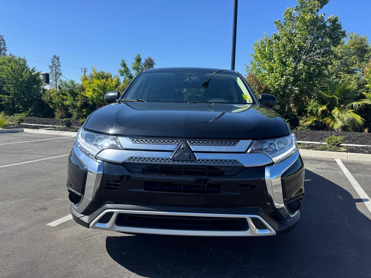 Mitsubishi Outlander ES 2WD 2020