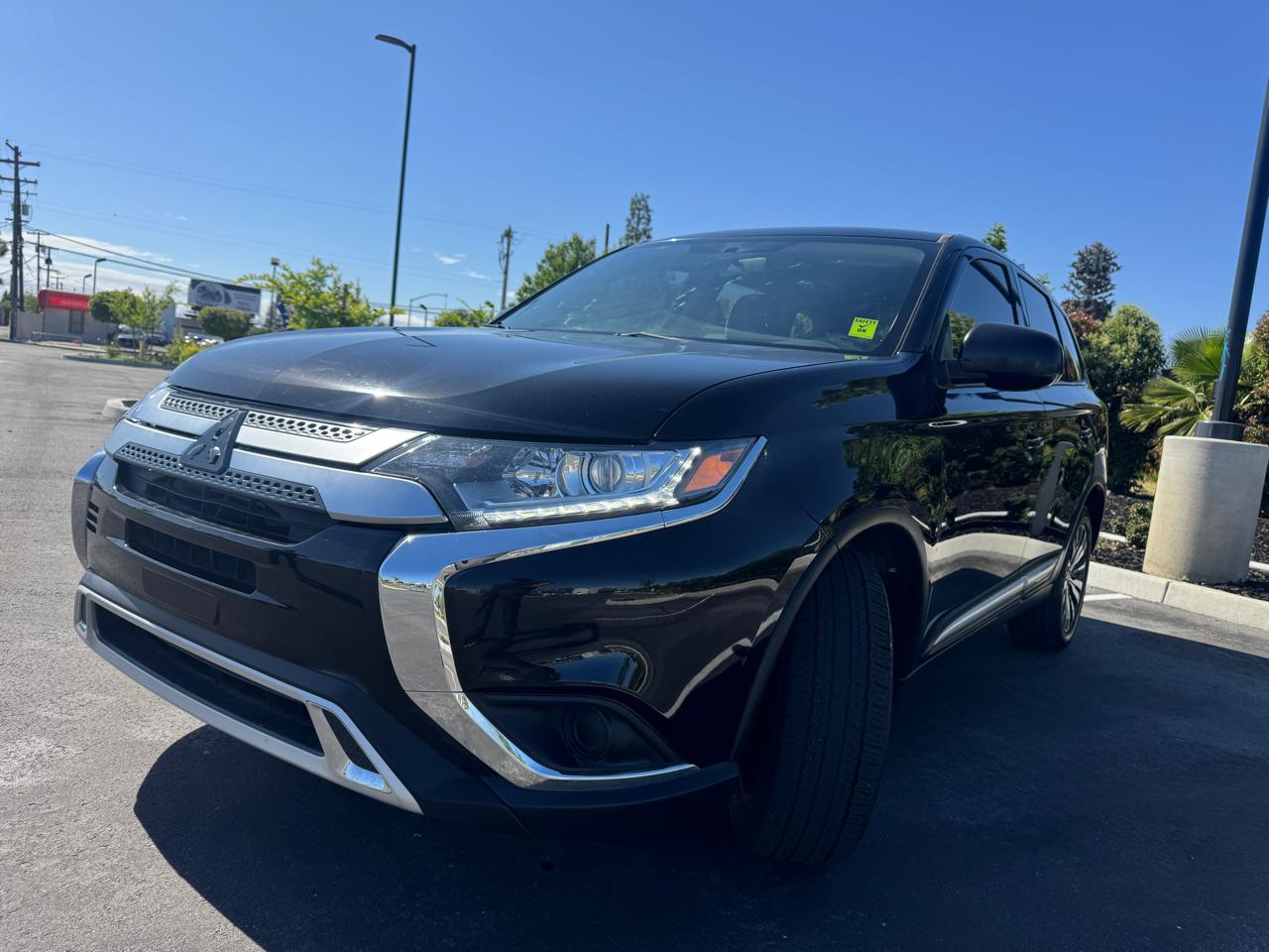 Mitsubishi Outlander ES 2WD 2020