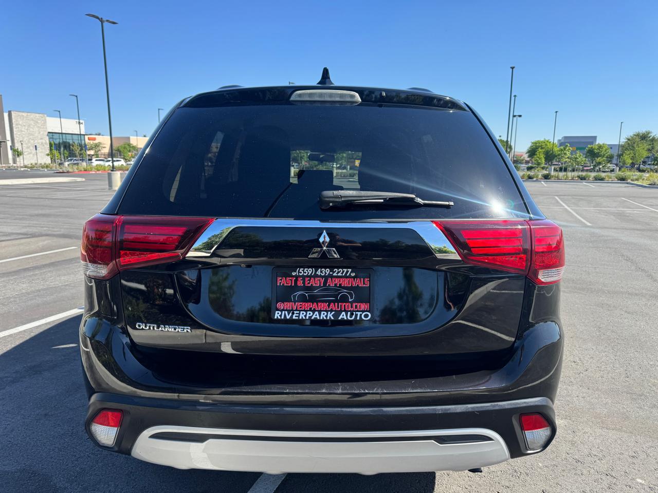Mitsubishi Outlander ES 2WD 2020