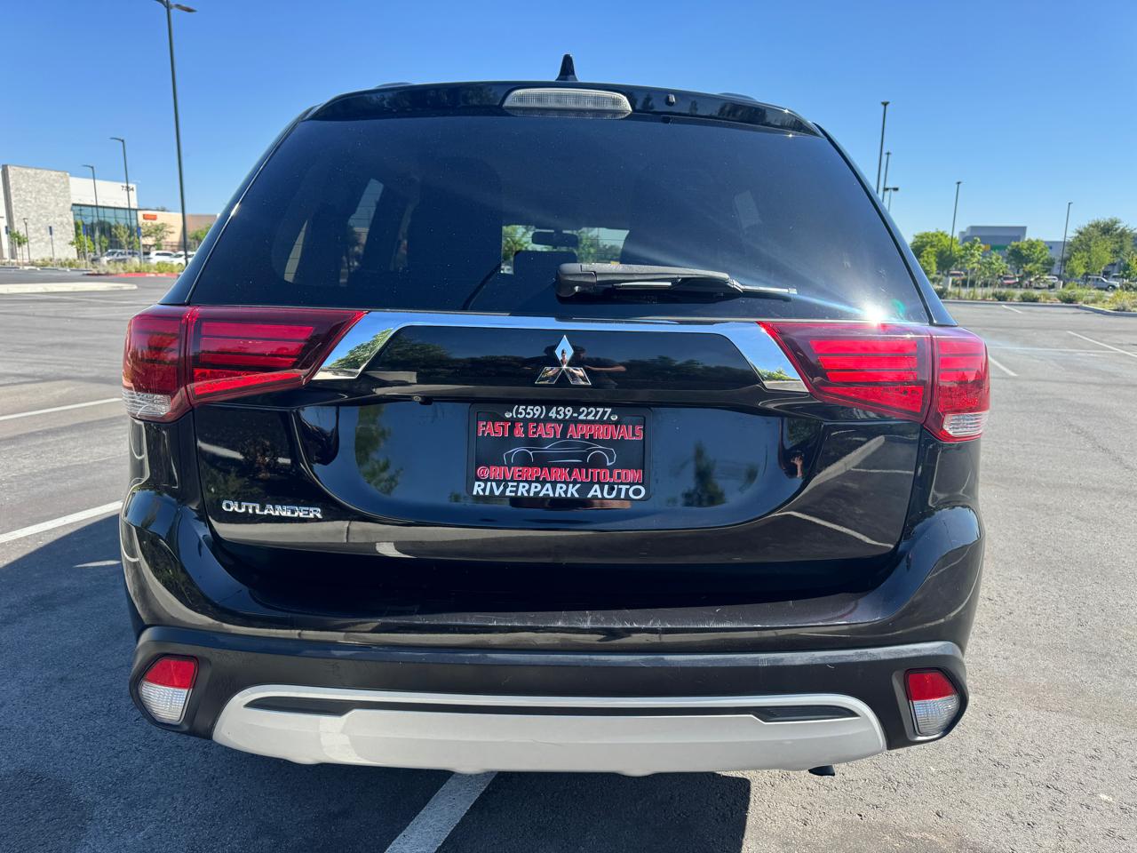 Mitsubishi Outlander ES 2WD 2020