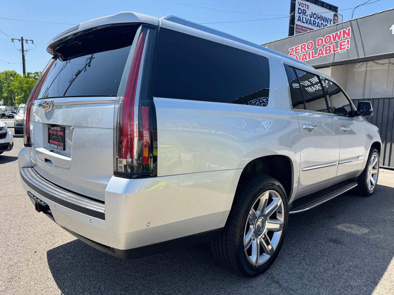 Cadillac Escalade ESV Luxury 4WD 2020