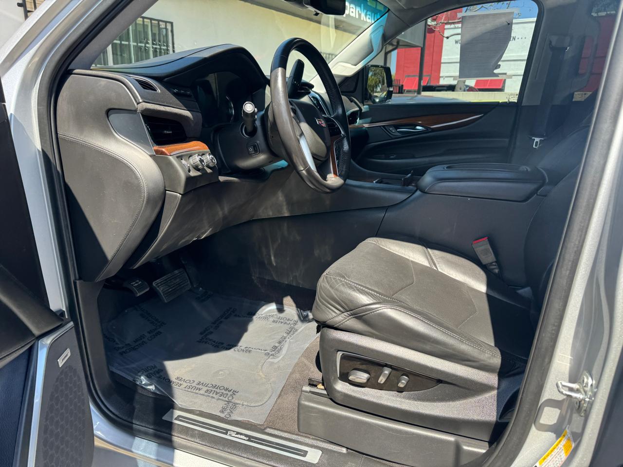 Cadillac Escalade ESV Luxury 4WD 2020