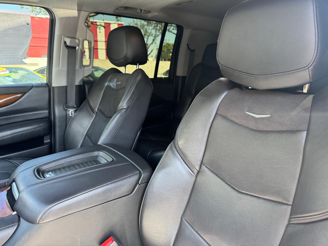 Cadillac Escalade ESV Luxury 4WD 2020