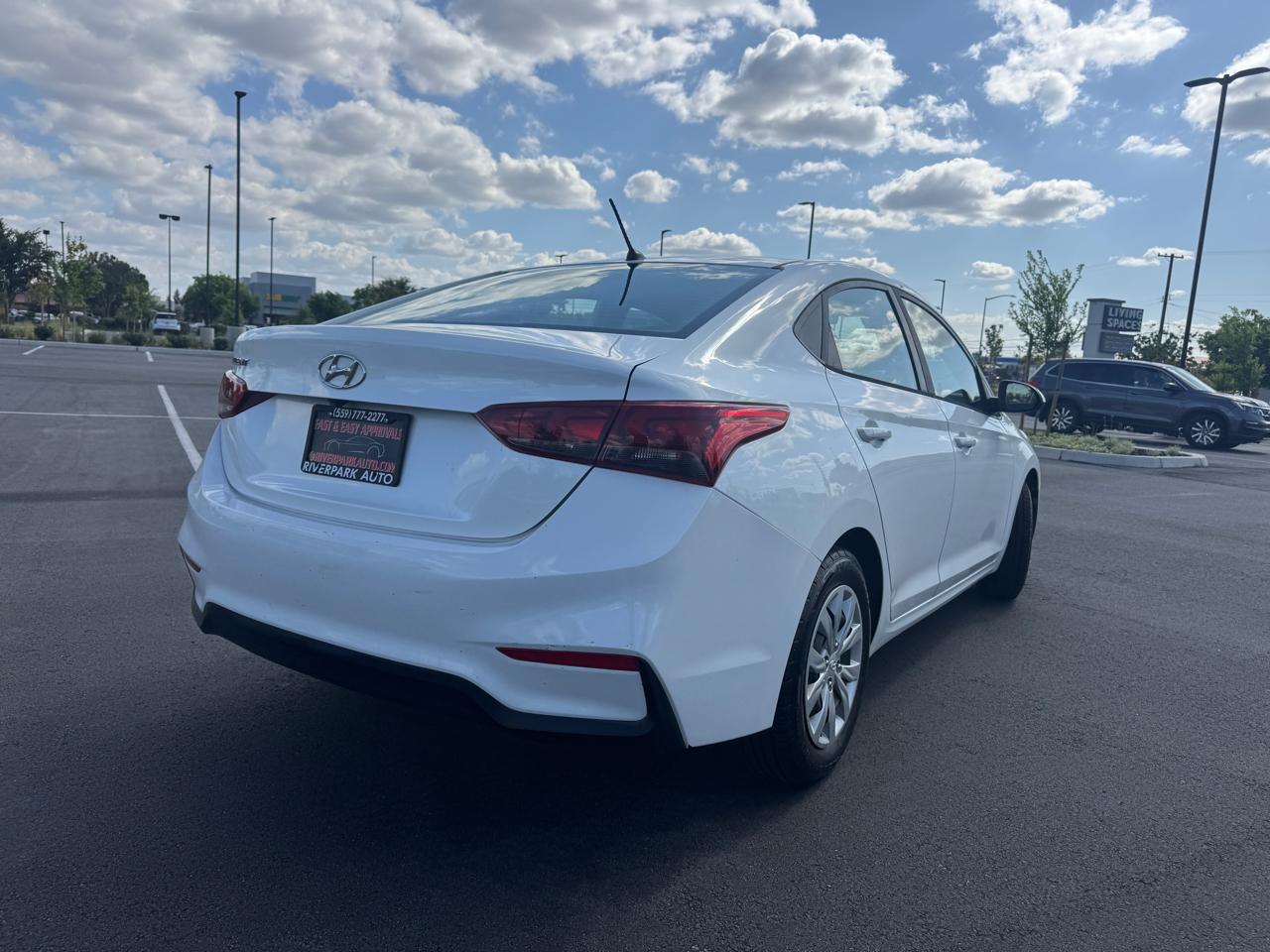 Hyundai Accent SE 4-Door 6A 2020