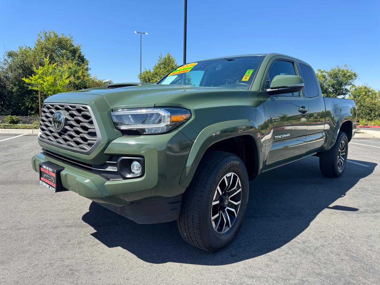 Toyota Tacoma SR5 Access Cab V6 6AT 2WD 2022