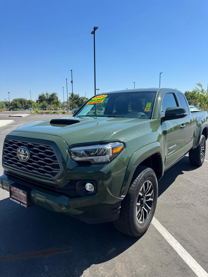 Toyota Tacoma SR5 Access Cab V6 6AT 2WD 2022