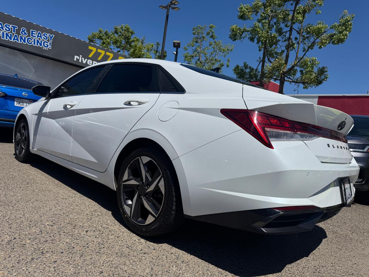 Hyundai Elantra Limited 2021