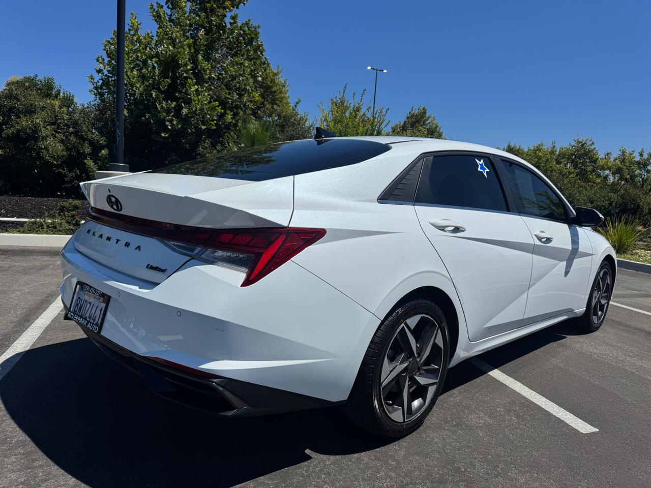 Hyundai Elantra Limited 2021