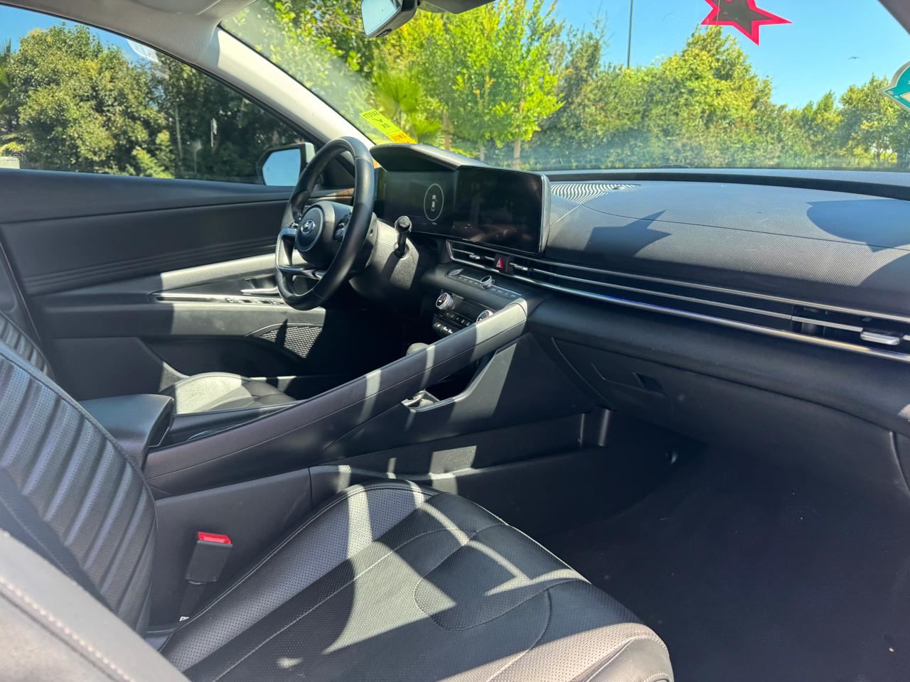 Hyundai Elantra Limited 2021