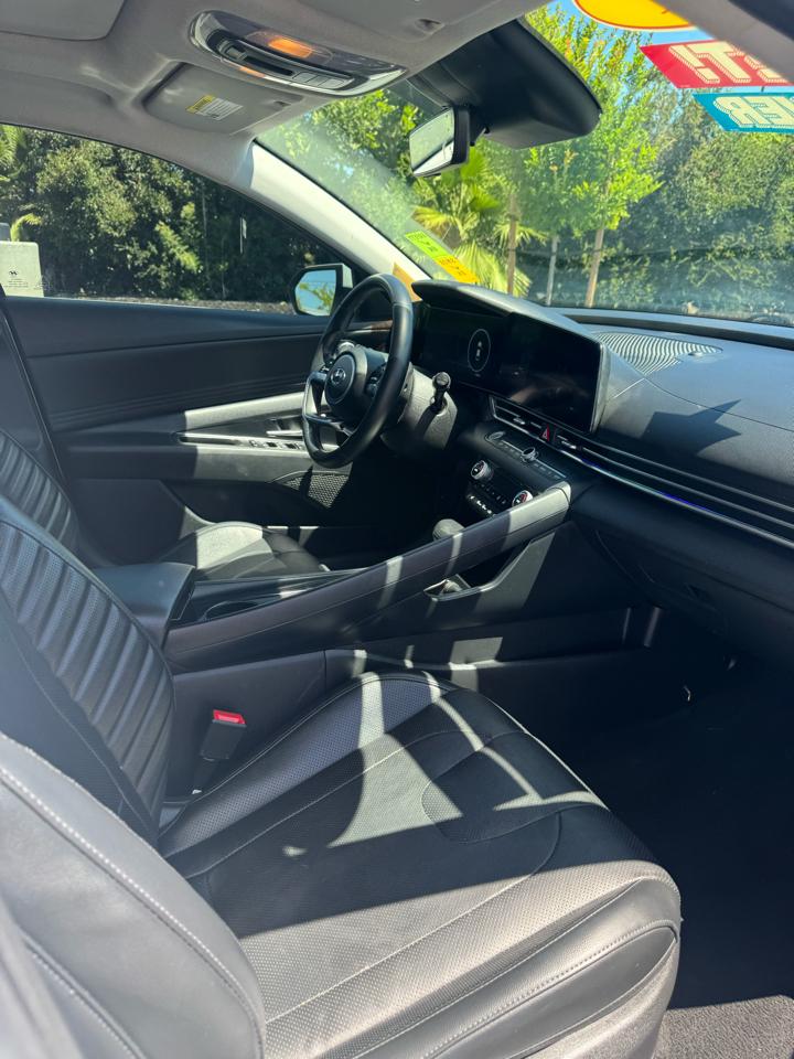 Hyundai Elantra Limited 2021