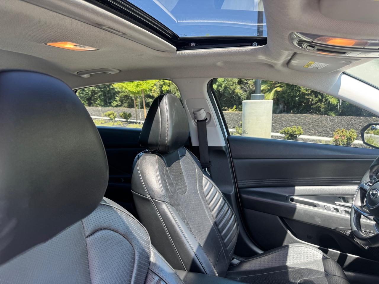 Hyundai Elantra Limited 2021