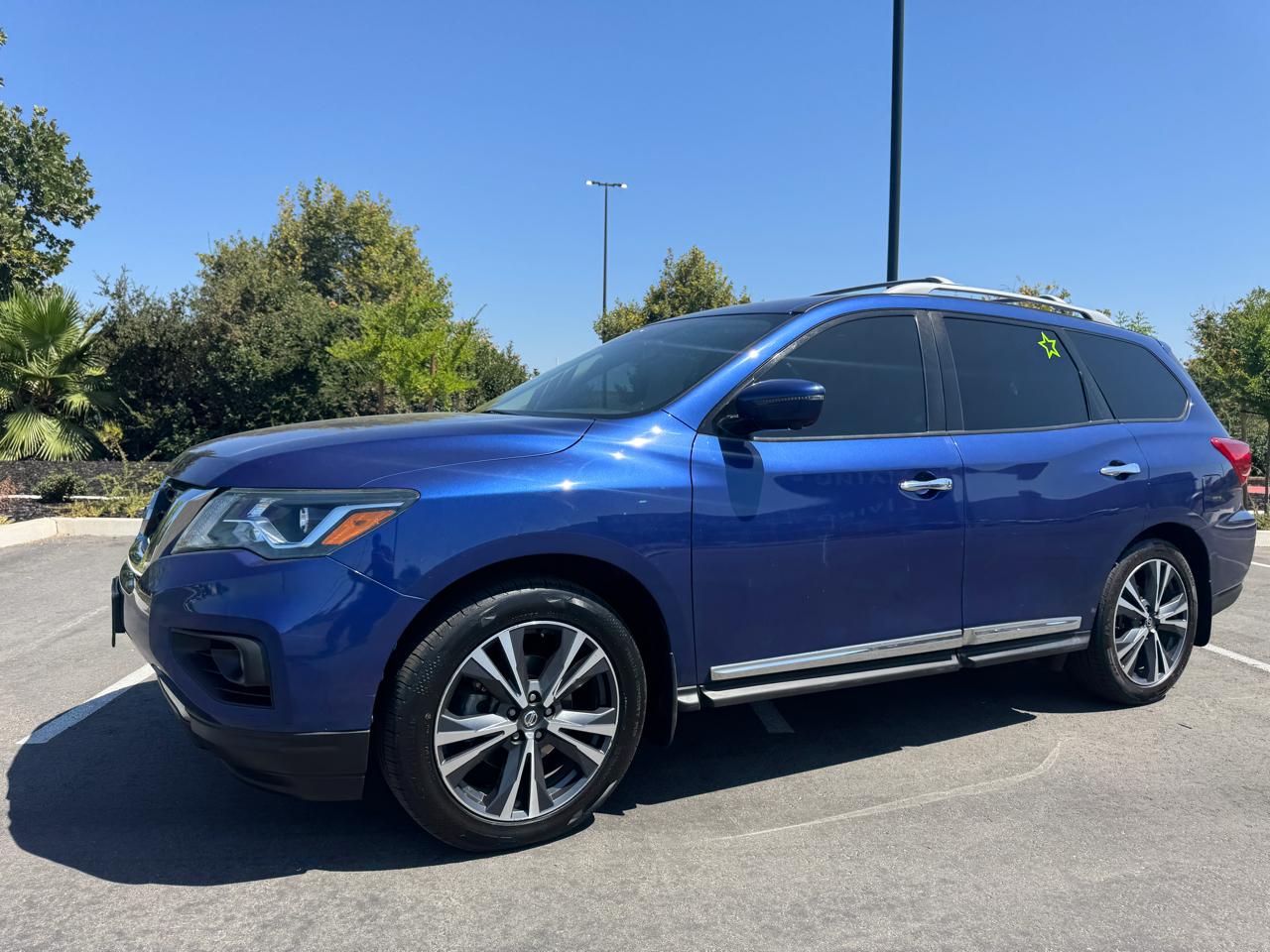 2020 Nissan Pathfinder Platinum