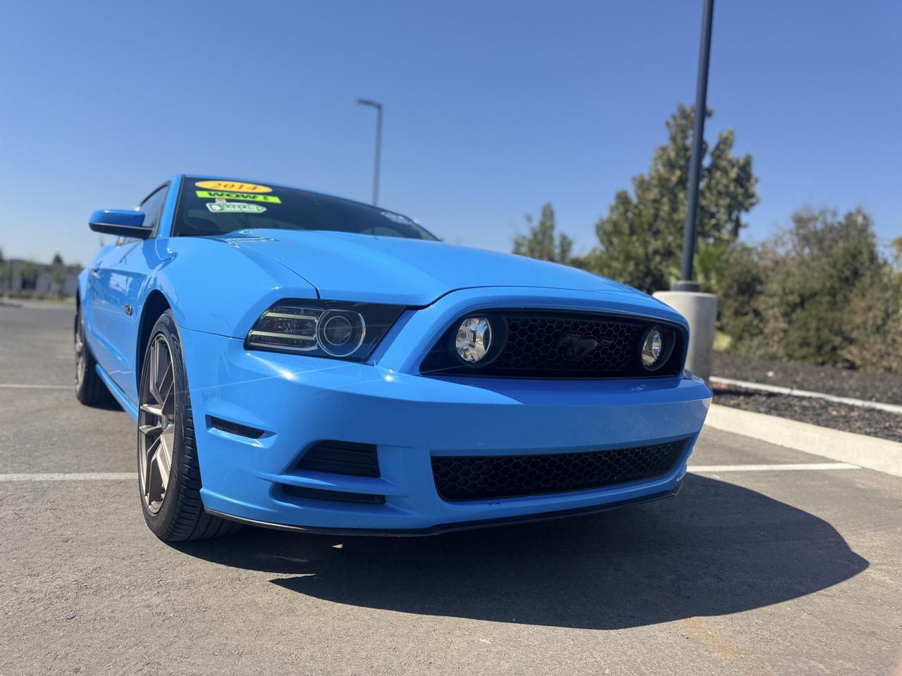 Ford Mustang photo 18