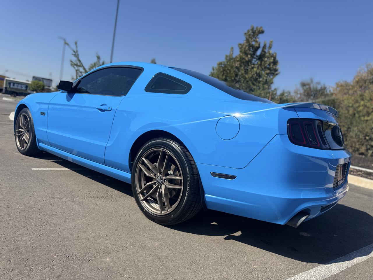 Ford Mustang photo 29