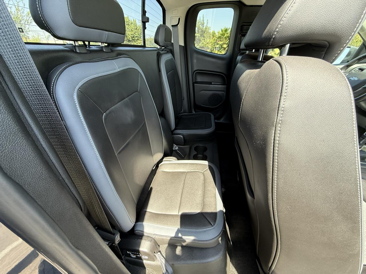 Chevrolet Colorado photo 12