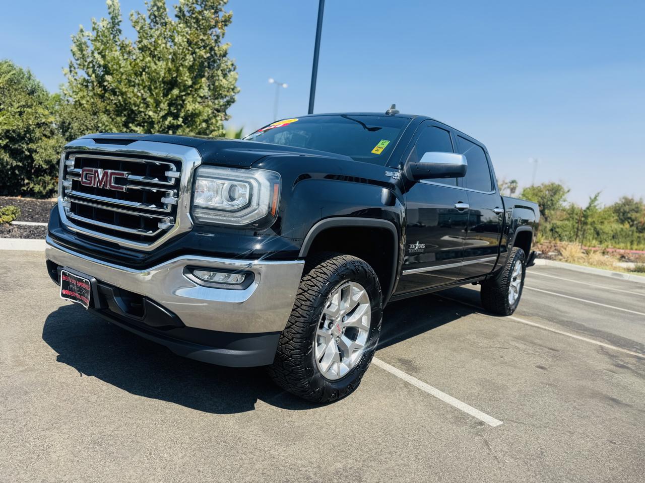 2018 GMC Sierra 1500 SLE Crew Cab Short Box 2WD