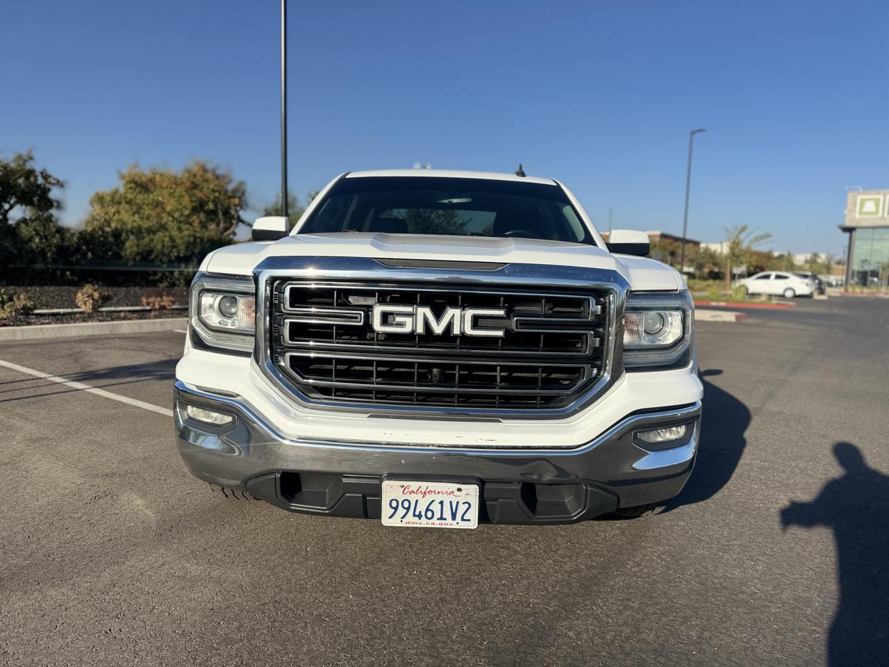 2018 GMC Sierra 1500 SLE Crew Cab Short Box 2WD