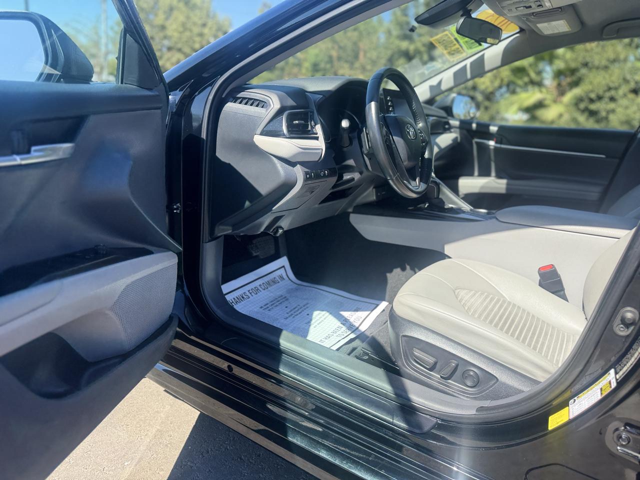 Toyota Camry photo 14