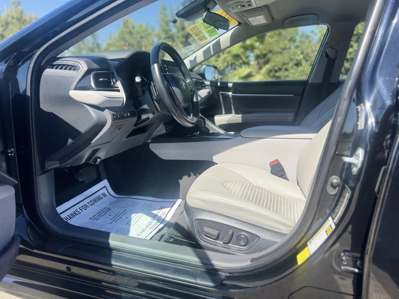 Toyota Camry photo 18
