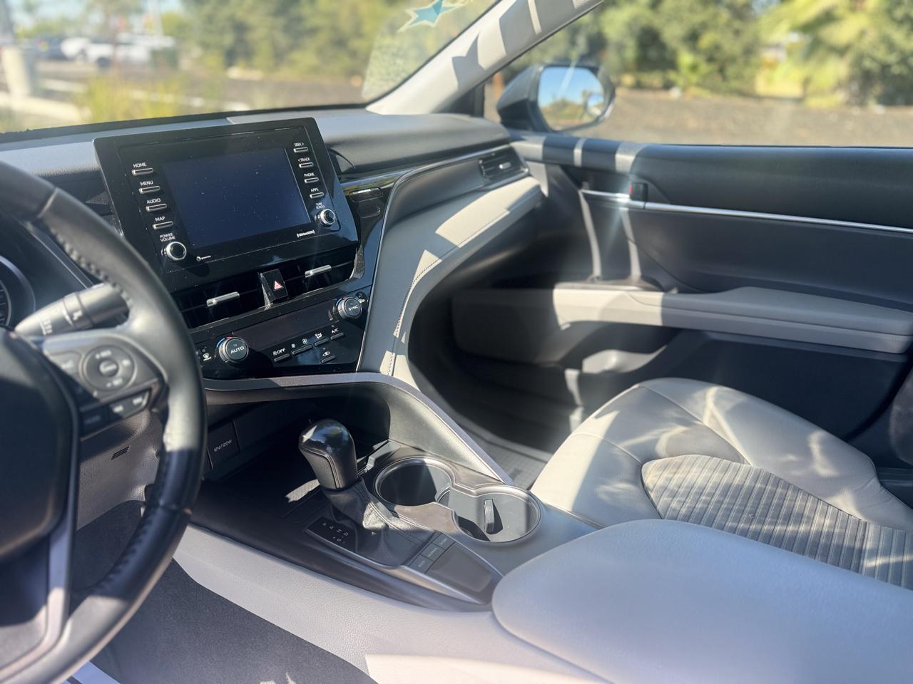 Toyota Camry photo 20
