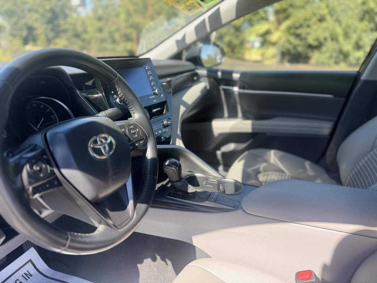 Toyota Camry photo 21