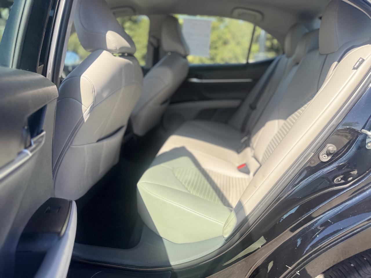 Toyota Camry photo 22