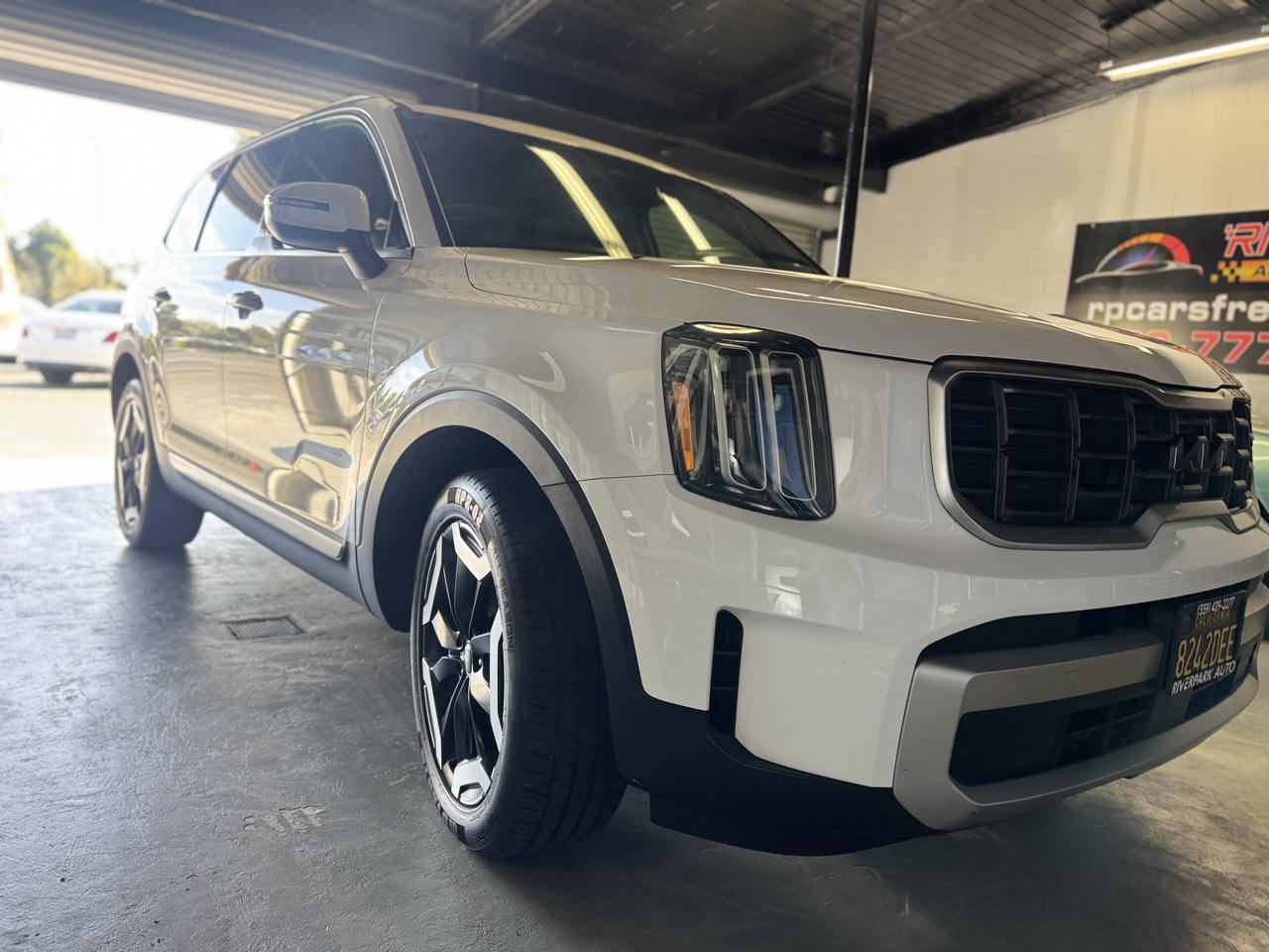 2023 Kia Telluride S