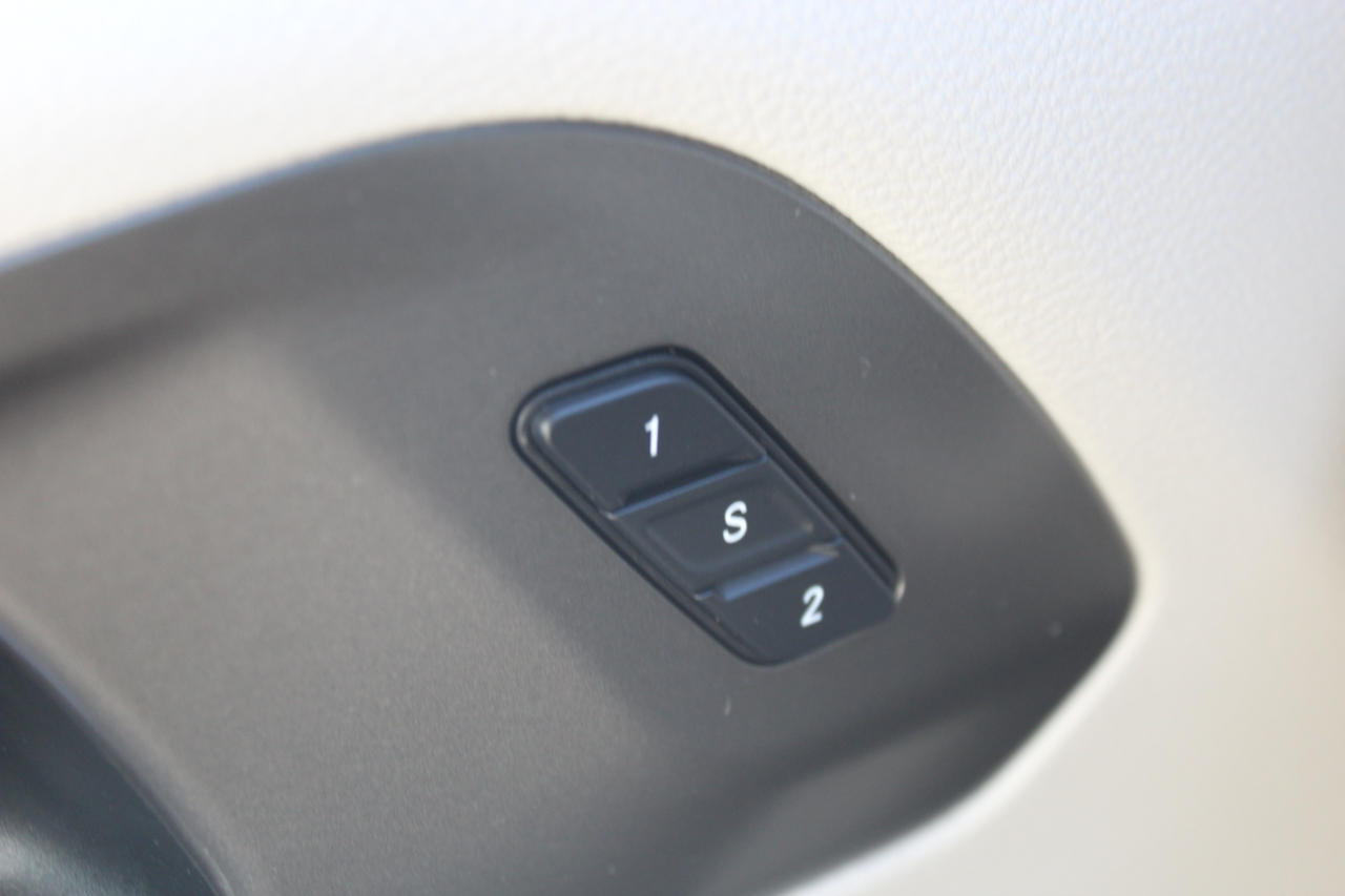 Chrysler Pacifica Touring L 2023