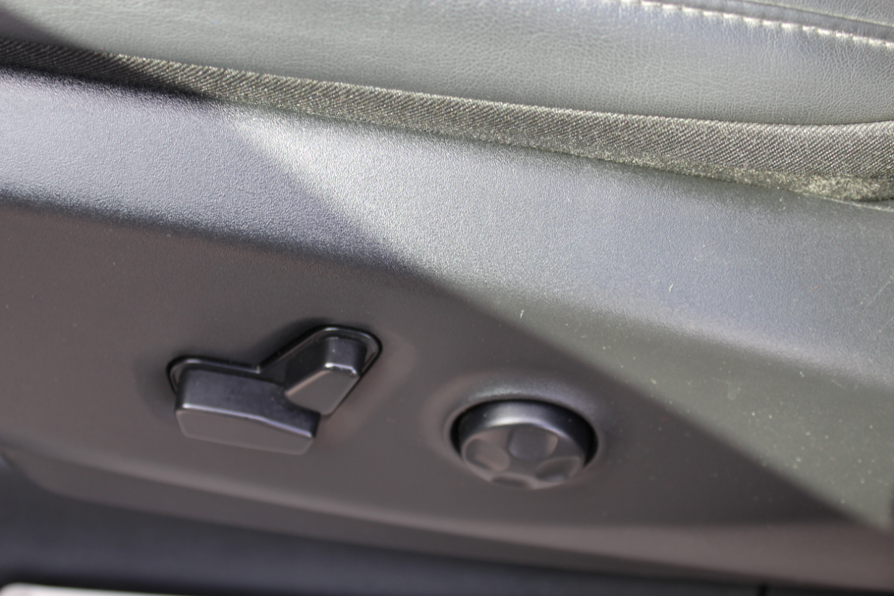 Chrysler Pacifica Touring L 2024