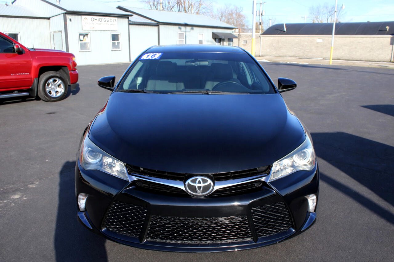 Toyota Camry SE 2016