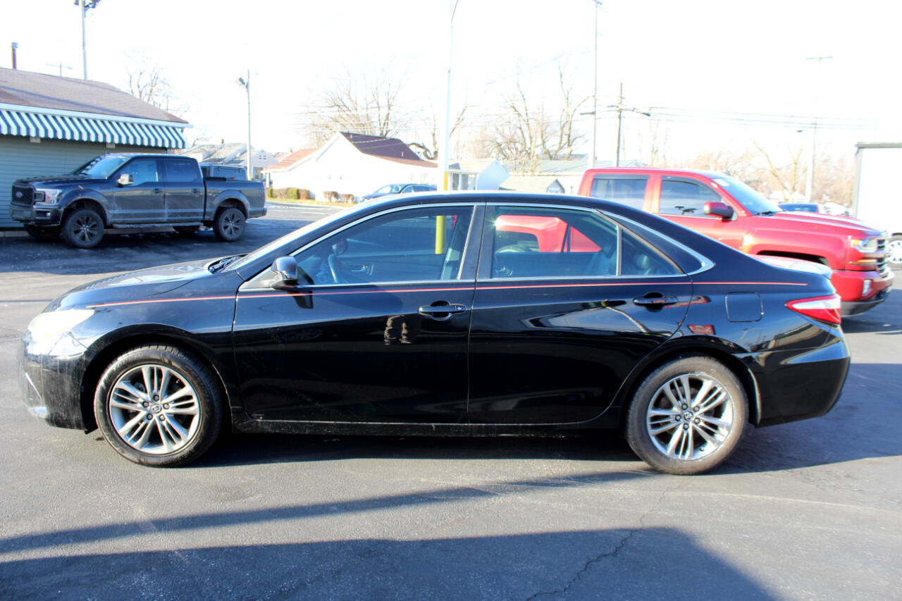 Toyota Camry SE 2016