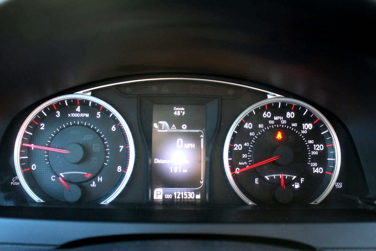 Toyota Camry SE 2016