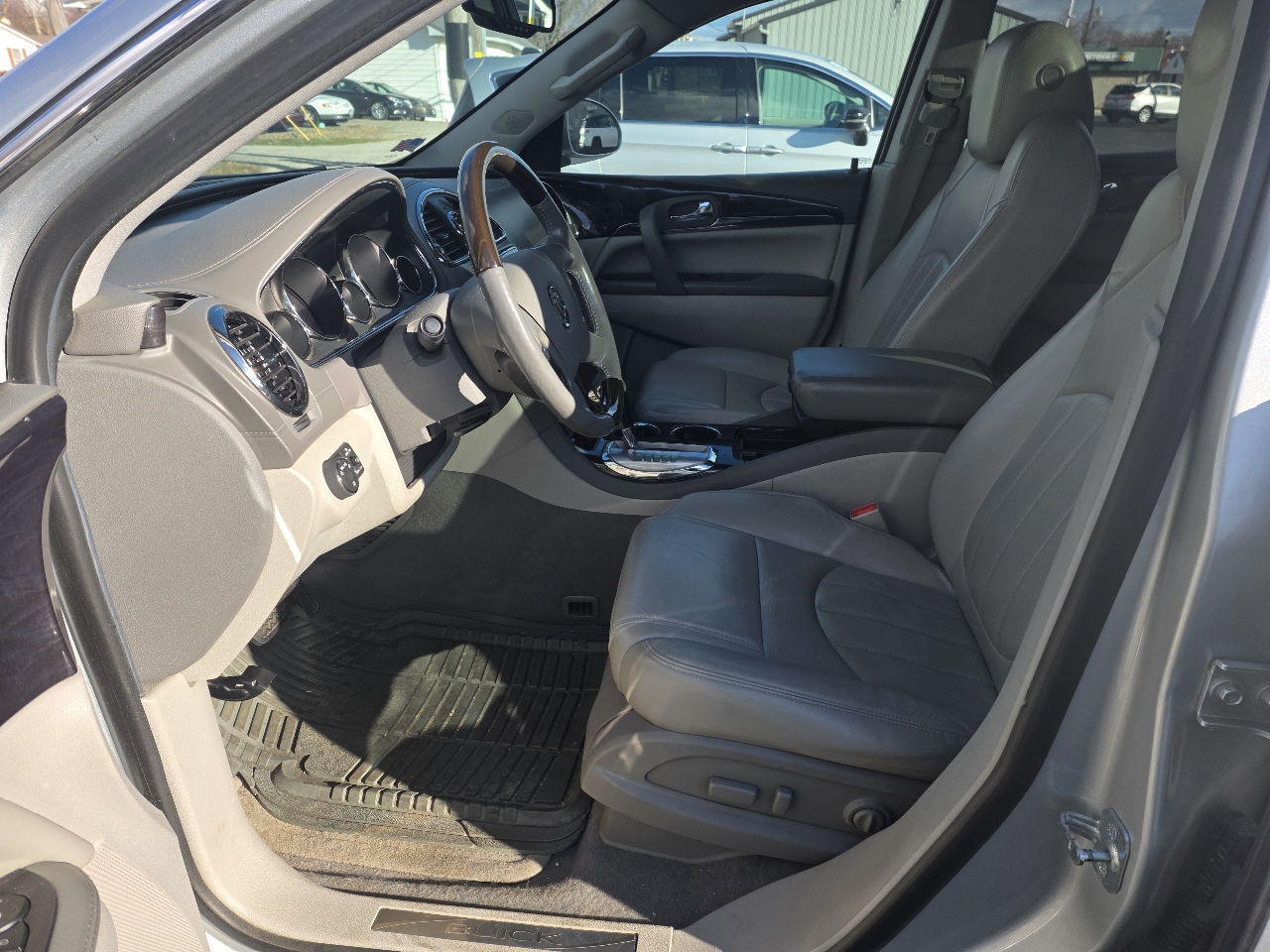 Buick Enclave Leather AWD 2015