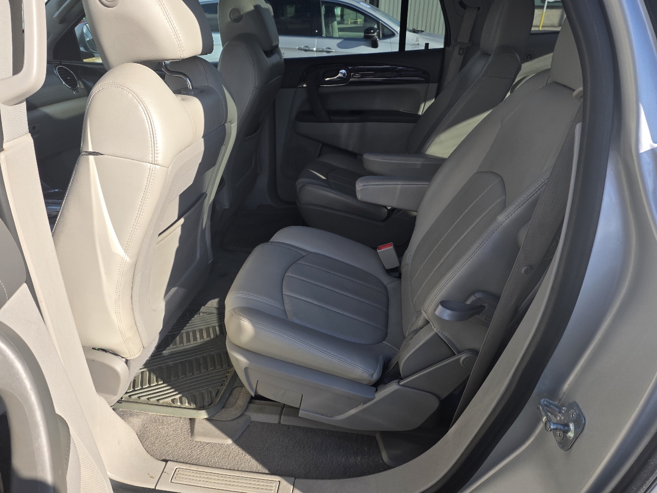 Buick Enclave Leather AWD 2015