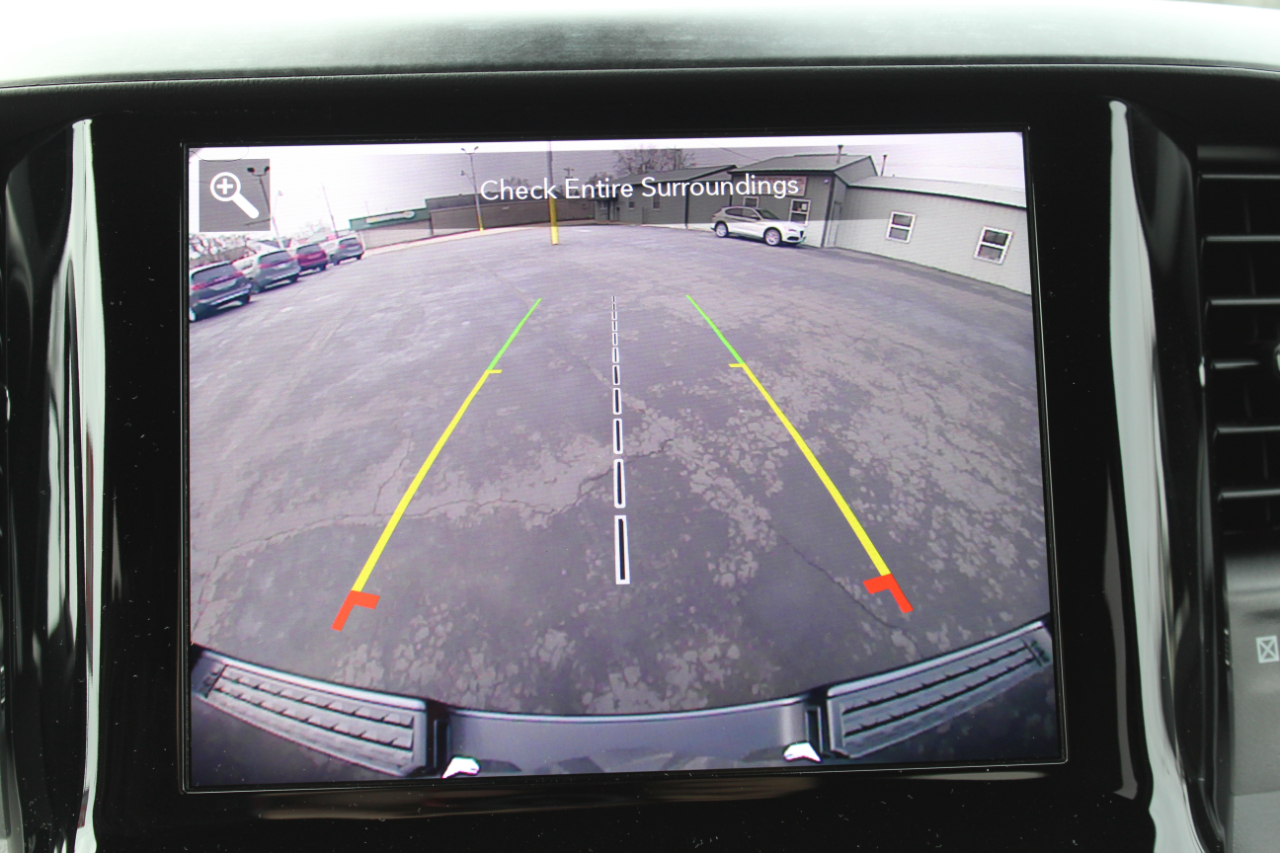 RAM 1500 Big Horn Crew Cab SWB 4WD 2020