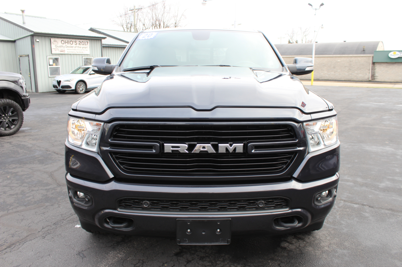 RAM 1500 Big Horn Crew Cab SWB 4WD 2020
