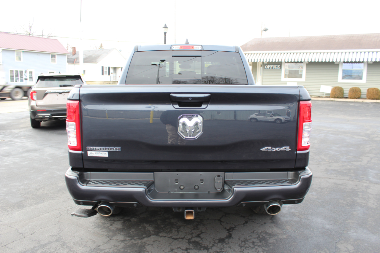 RAM 1500 Big Horn Crew Cab SWB 4WD 2020