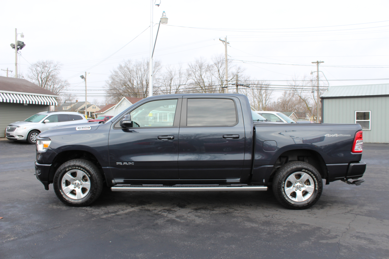 RAM 1500 Big Horn Crew Cab SWB 4WD 2020